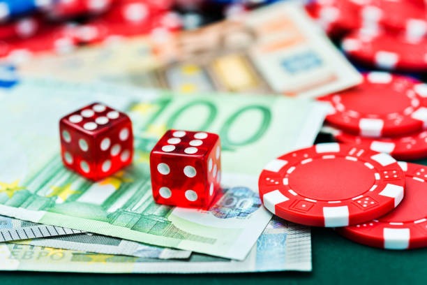corong 99 mobile app interface showing slot games and live-dealer tables